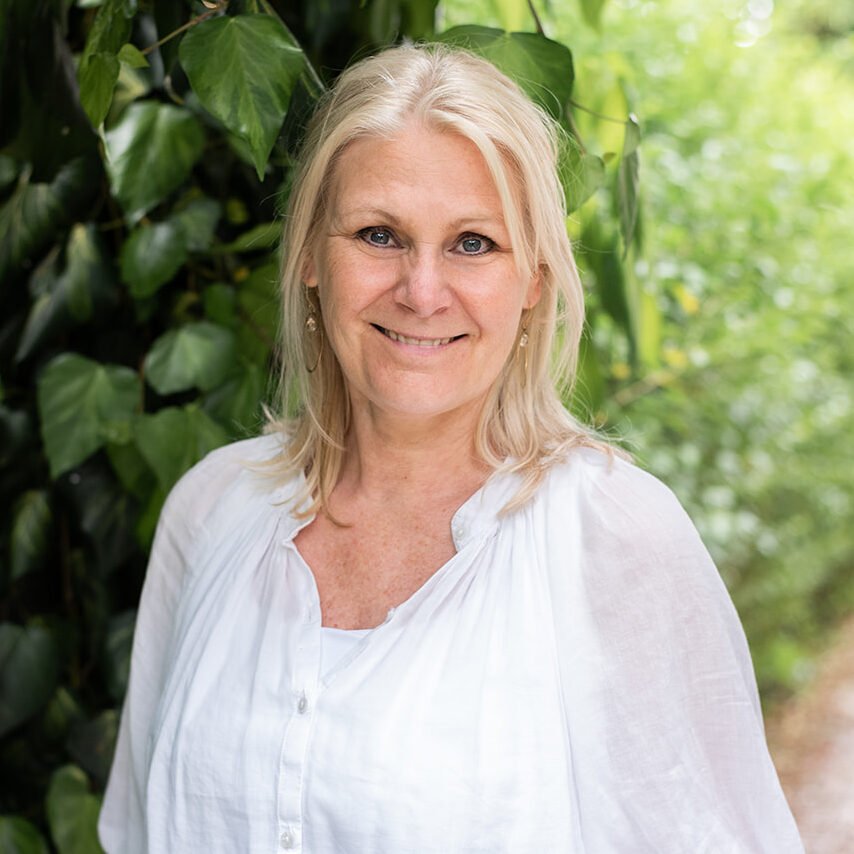 Karin Bouwknegt erkende massagetherapeut in Laren (NH.)